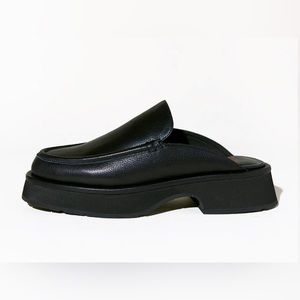 Charlotte Stone Duncan Backless Loafer